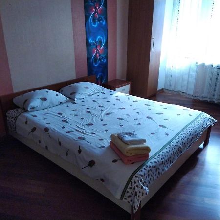 Квартира На Кпи Kyiv Exterior photo